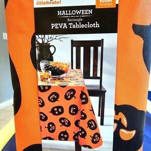 NWT Halloween Pumpkin Rectangle PEVA  Tablecloth 60 x 84 inch
